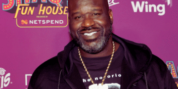 Shaquille ONeal Causes Laughs With Bathroom Exit On Air